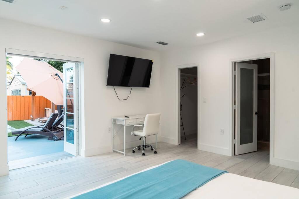 Luxury Retreat 3B ,2Ba Pool , Coral Gables Center Villa Miami Exteriör bild