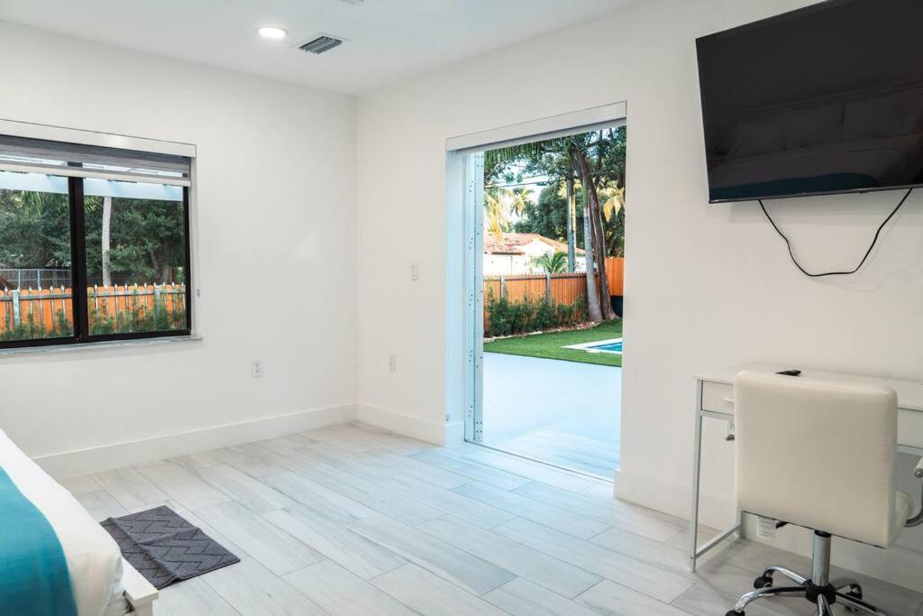 Luxury Retreat 3B ,2Ba Pool , Coral Gables Center Villa Miami Exteriör bild