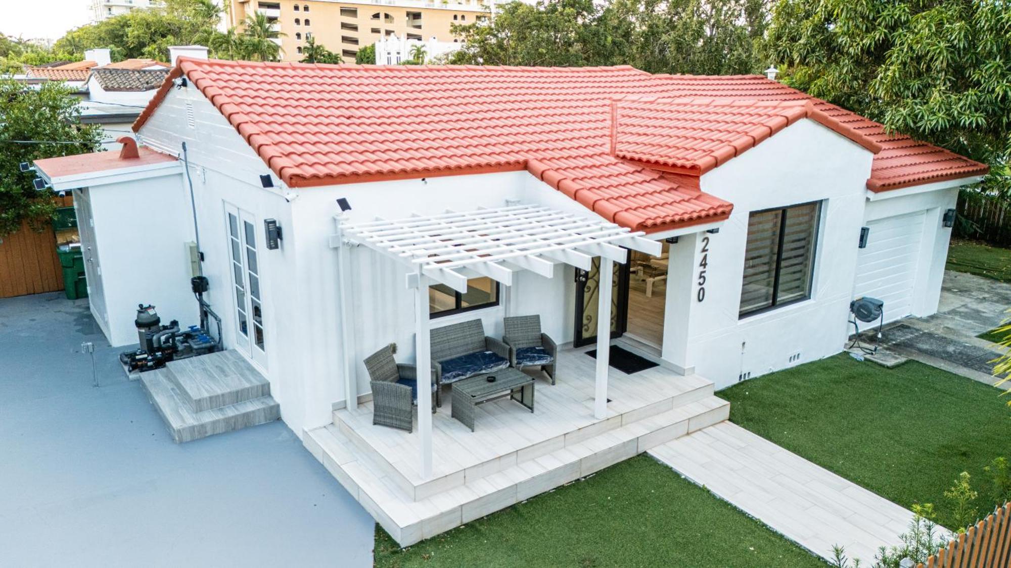 Luxury Retreat 3B ,2Ba Pool , Coral Gables Center Villa Miami Exteriör bild
